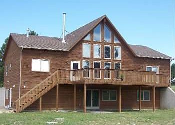 Huge Deck to Take in the Views