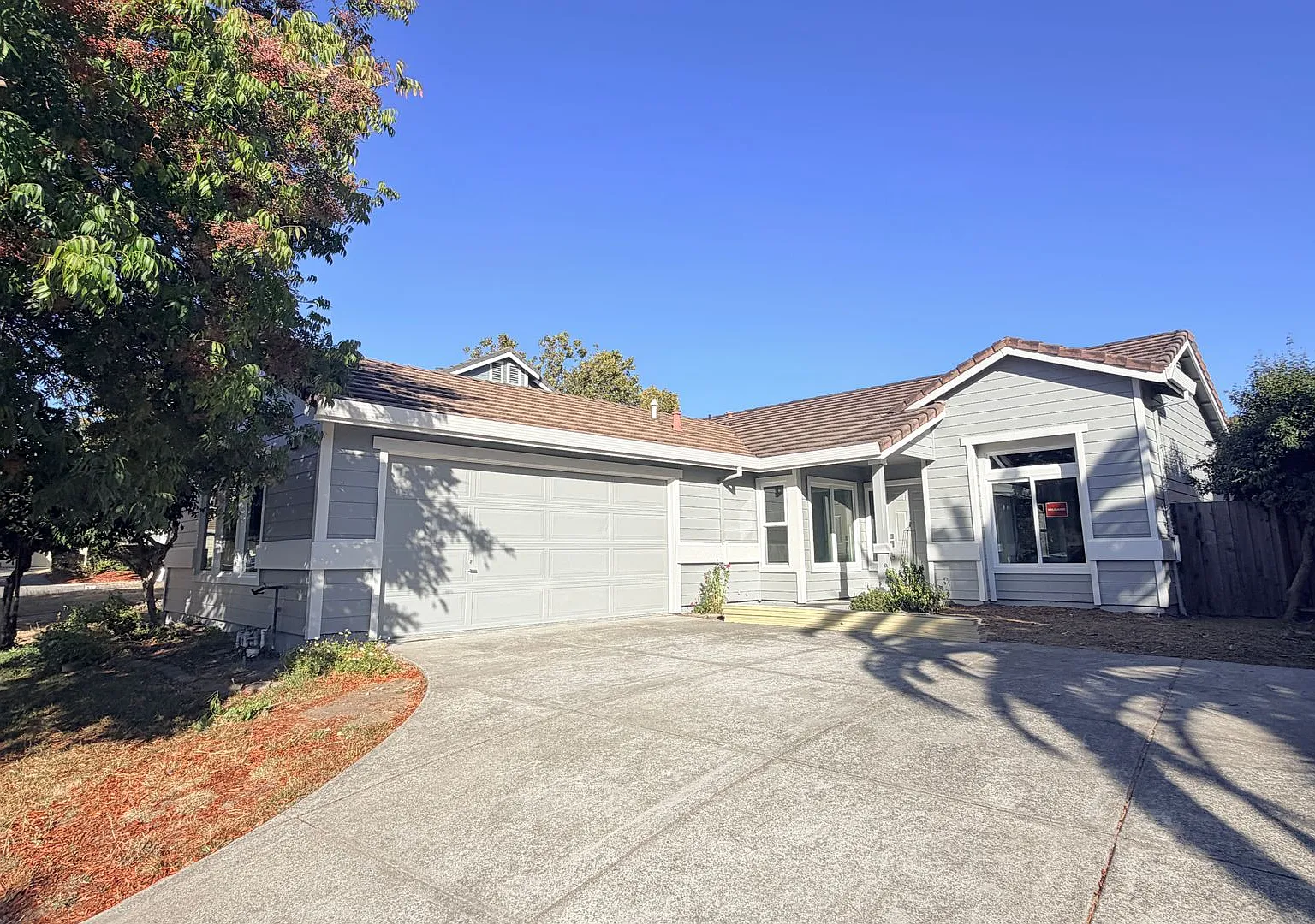 Charming Updated Petaluma Home | 3BR/2BA + Spacious Yard — Photo 2