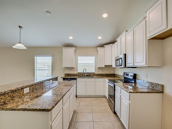 4th image of 10118 Bankston Dr
