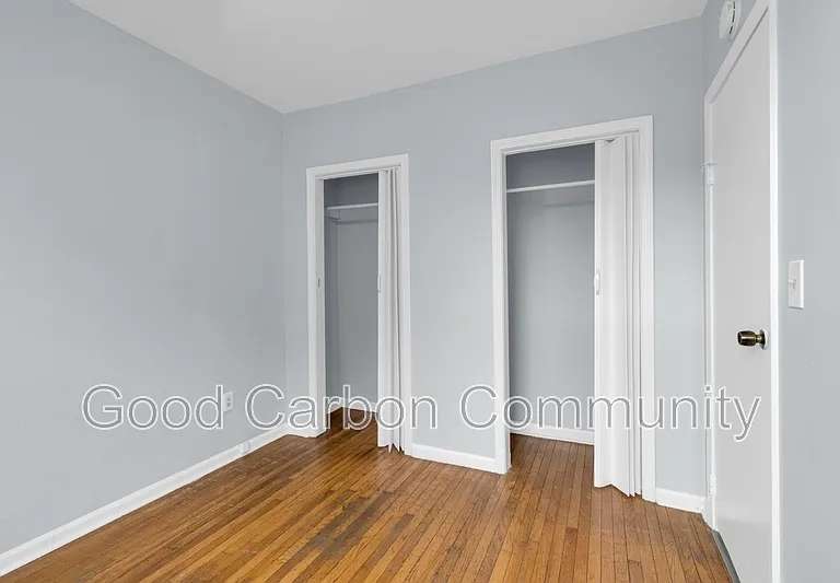 131 Allen St #2 — Photo 3