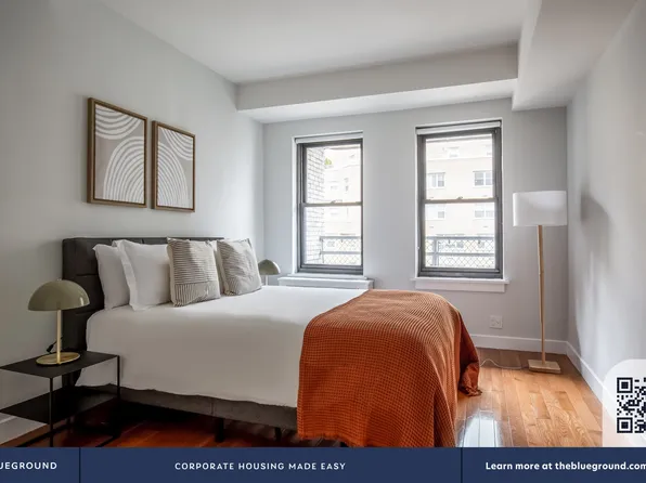 400 East 57th Street image 10 of 25