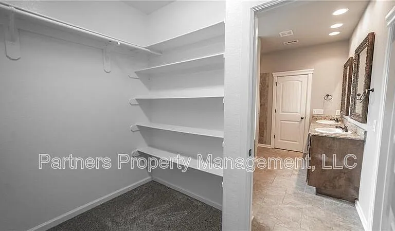 3131 W Ika Ln — Photo 11