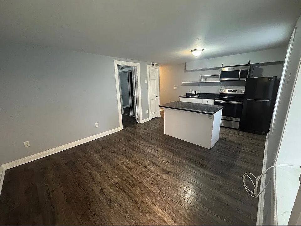 2nd image of 11 N Jay St #2
