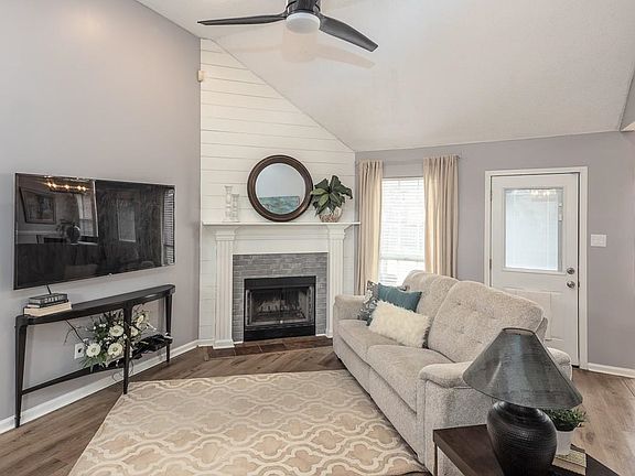 5th image of 7885 Hyman Dr