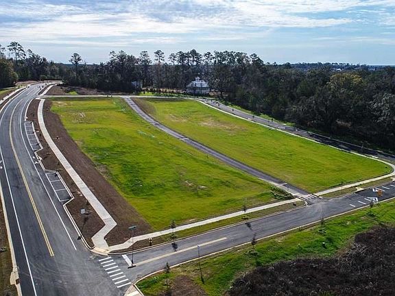 5th image of Biltmore Ave