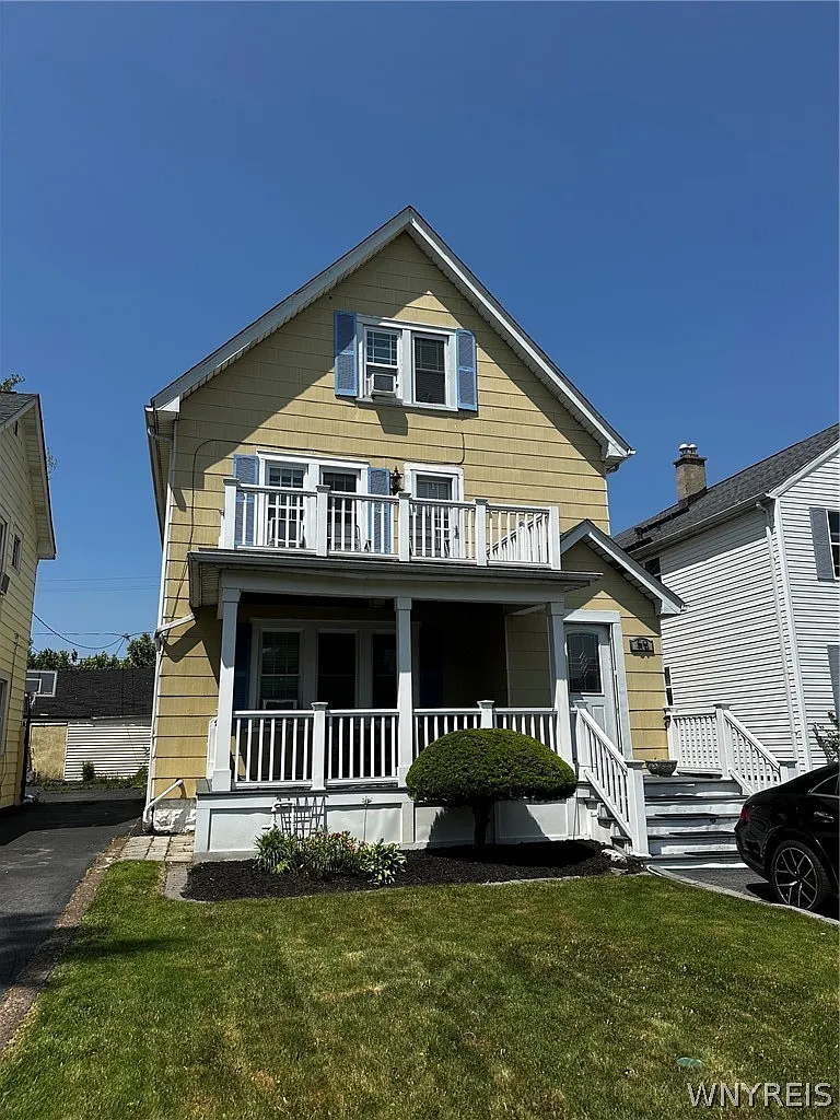 2 bed, 1.0 bath, 1100 sqft, $1,595 — Photo 1