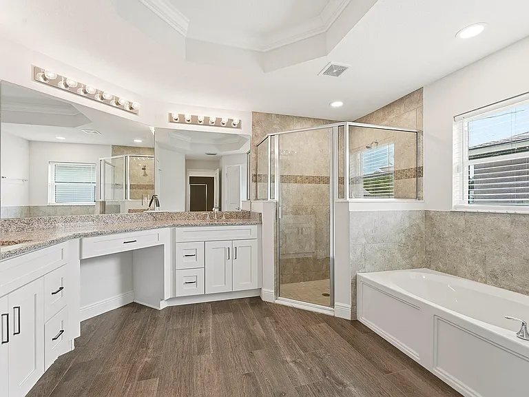 1692 SW Alvaton Ave — Photo 18