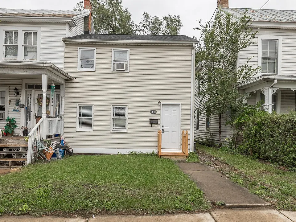 300 National Ave