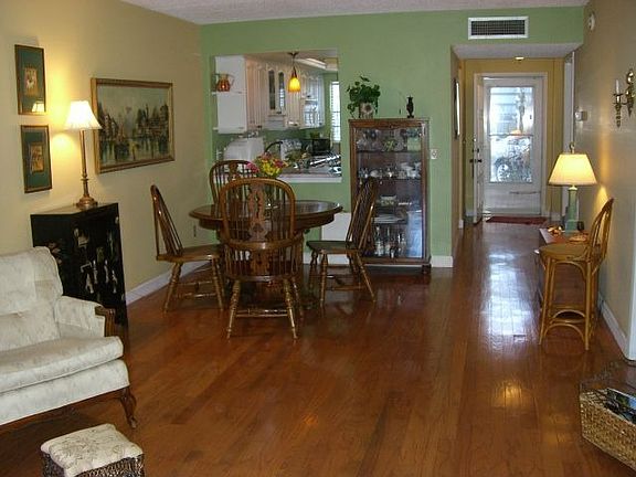 Living/Dining Combo