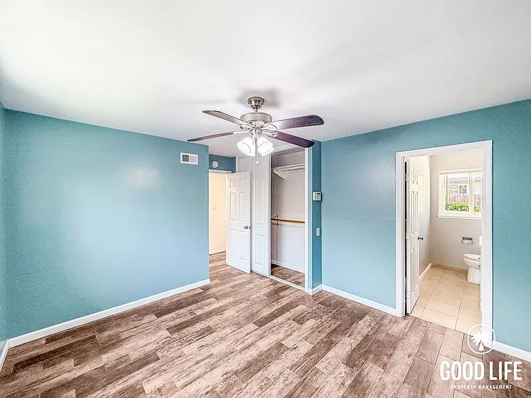 8051 San Carlos Dr — Photo 13
