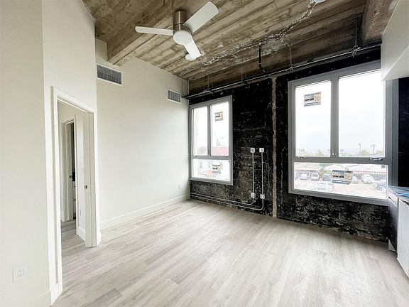 2nd image of 2003 4th Ave #320