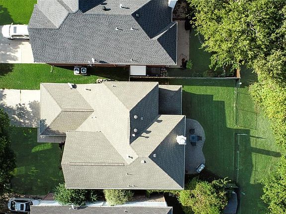 2nd image of 7860 Teal Dr
