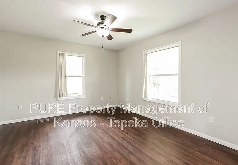 1016 SW College Ave — Photo 21