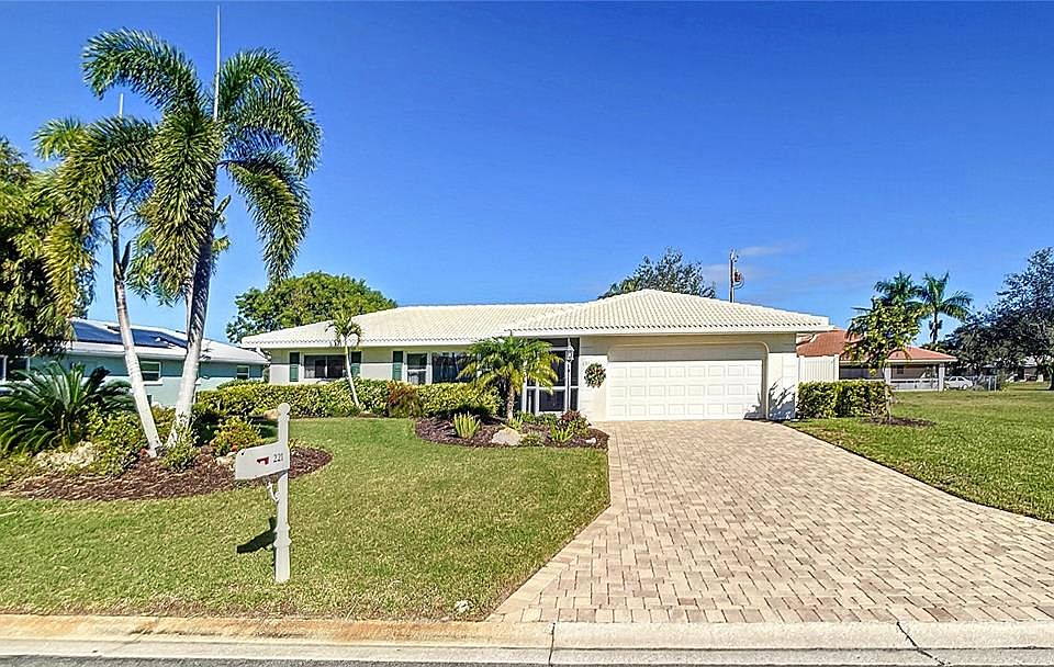 1st image of 221 GIOTTO DRIVE