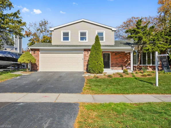 763 Oakwood Dr, Westmont, IL 60559