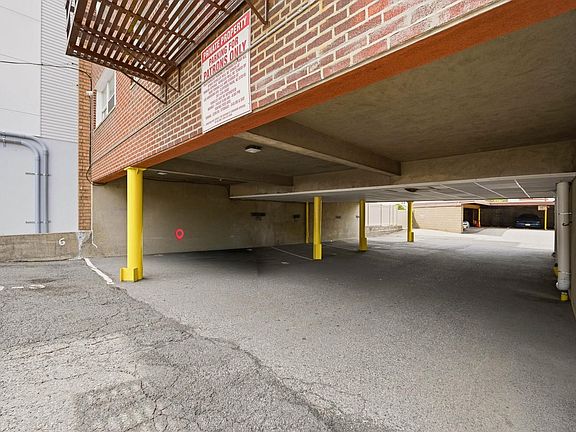 4th image of 8829 Kennedy Blvd APT A1
