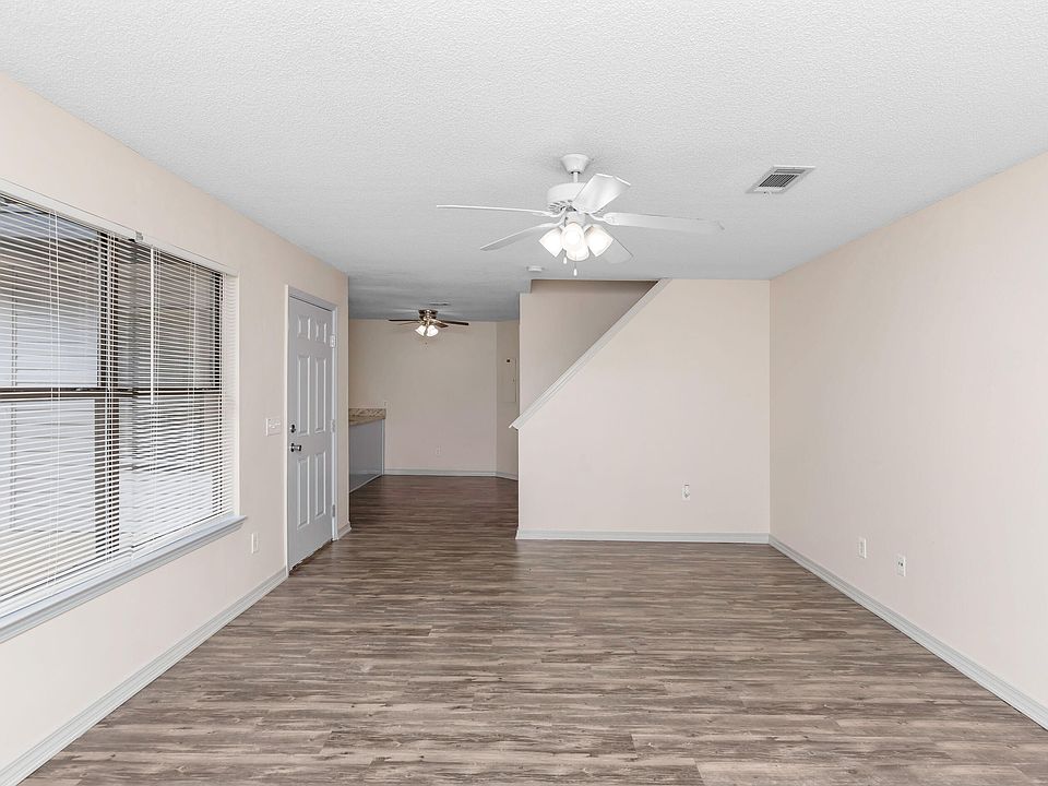 2nd image of 2301 W Michigan Ave APT 17