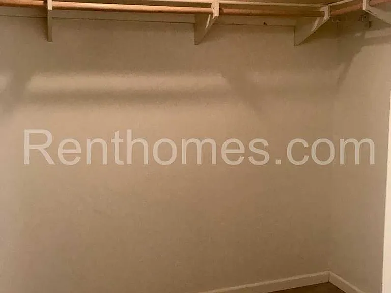 11245 Forestview Ln — Photo 15