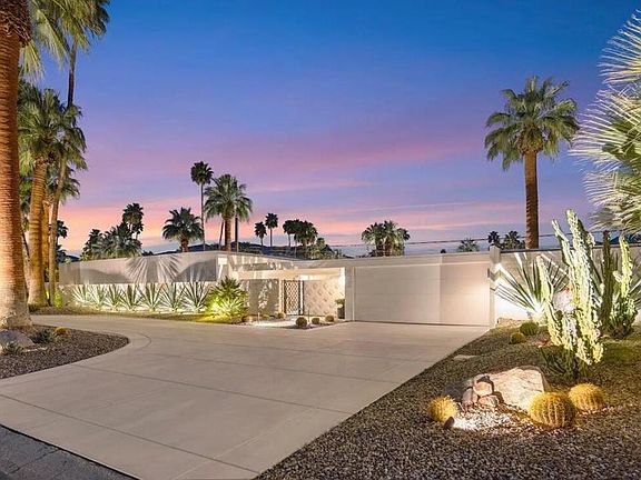 2nd image of 973 E La Jolla Rd