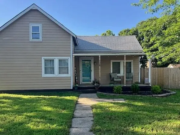 128 W 3rd Ave, Cheney, KS 67025