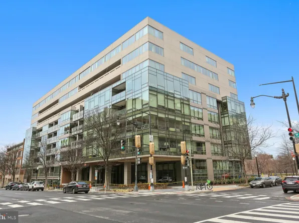 2501 M St NW APT 719, Washington, DC 20037