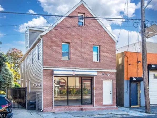581 E 18Th St, Paterson City, NJ 07514