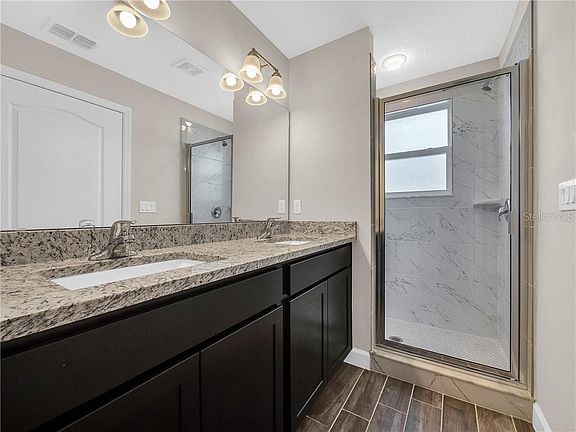 5th image of 3251 Crown Jewel Ct