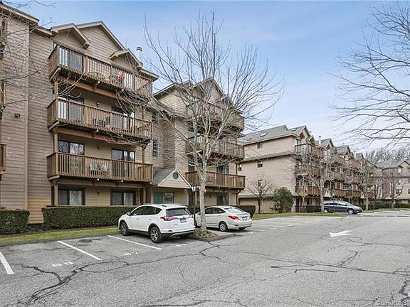 2nd image of 97 Richards Ave APT B15