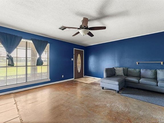 5th image of 705 N Beglis Pkwy