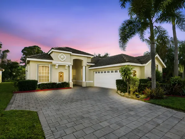 665 SW Sw Lake Charles Circle, Port St Lucie, FL 34986