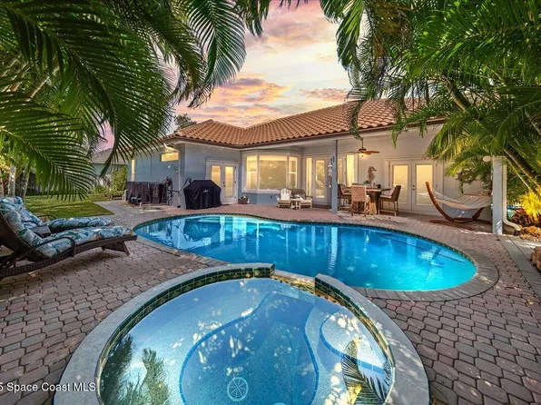 1855 Canterbury Dr, Indialantic, FL 32903
