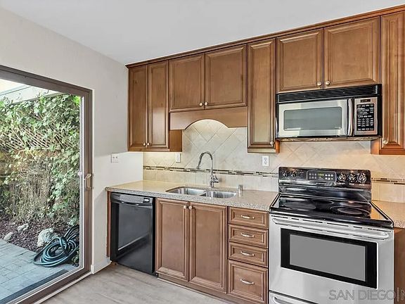 4th image of 5186 Abuela Dr