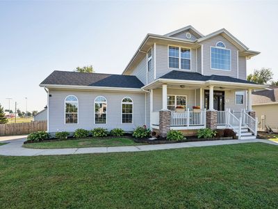 702 Marshall Ct N, Prairie City, IA, 50228