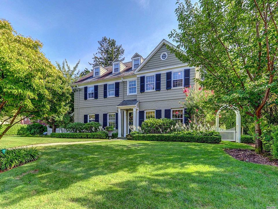 1st image of 140 Cambridge Ave
