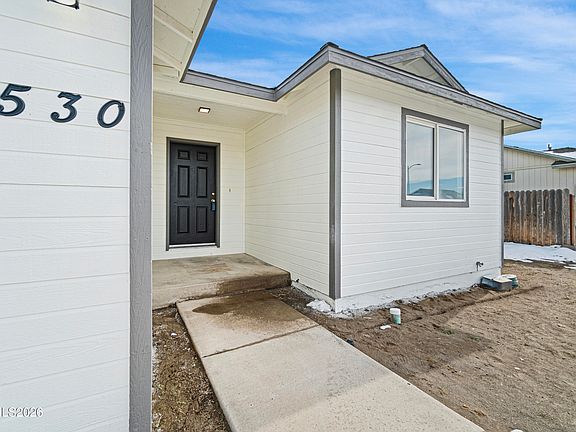 4th image of 530 Saint Louis Rd