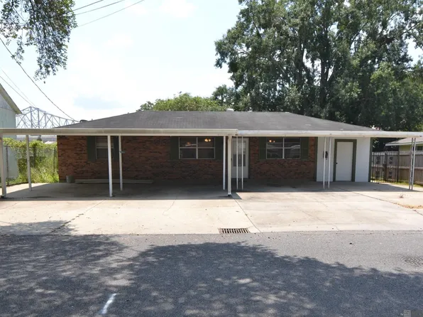 395 Avenue G, Port Allen, LA 70767