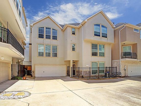 2nd image of 216 Birdsall St Unit B
