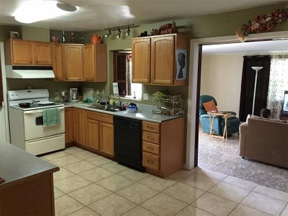 5th image of 2415 W Central Ave