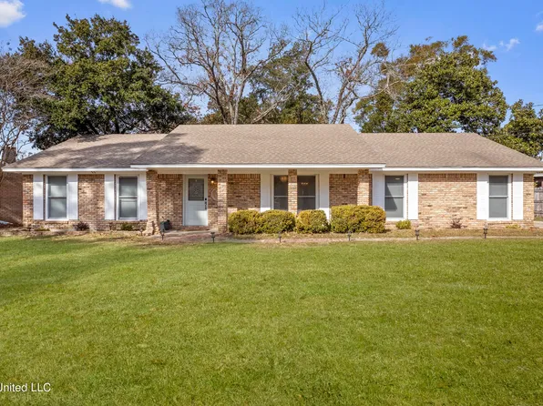 100 Dogwood Dr, Gulfport, MS 39507