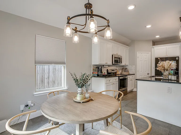 5617 Kilpatrick Ave — Photo 12