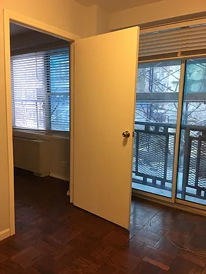 Rented by Manhattan Flats | media 16