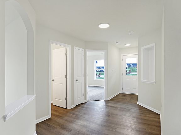4th image of 155 Maxim Ct #93-B