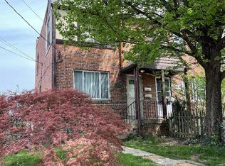 803 S Ode St #B, Arlington, VA 22204