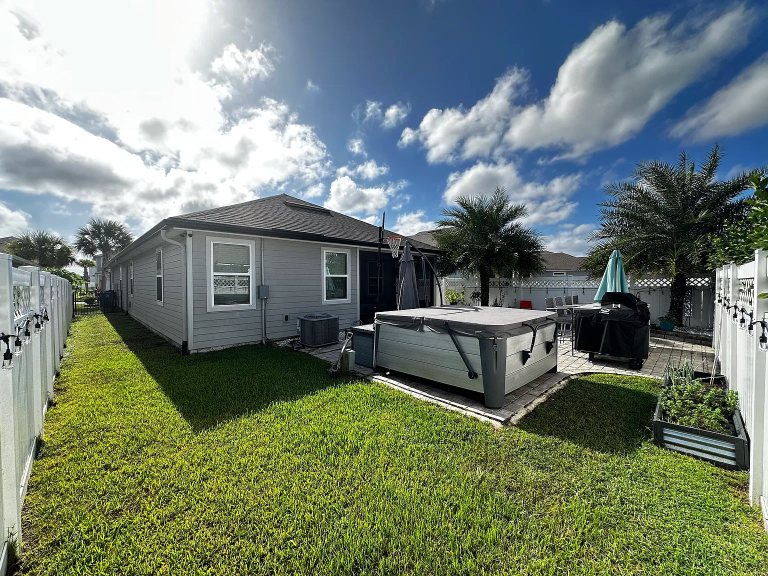 4 bed, 1779 sqft, $2,900 — Photo 3