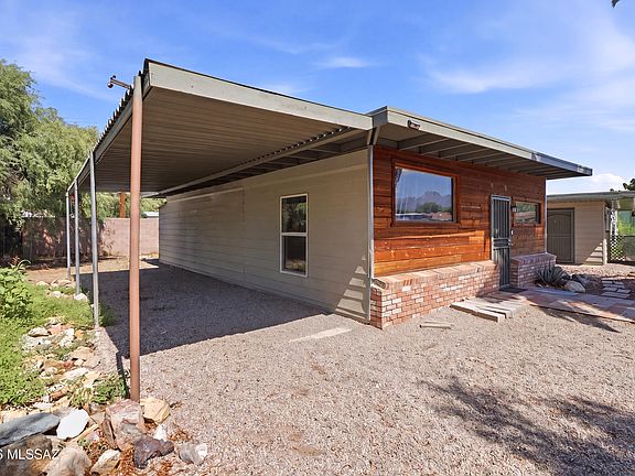 5th image of 4621 N Camino Feliz
