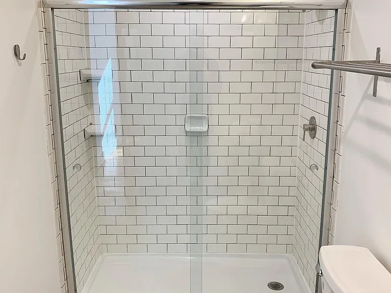 848 York St #5 — Photo 6