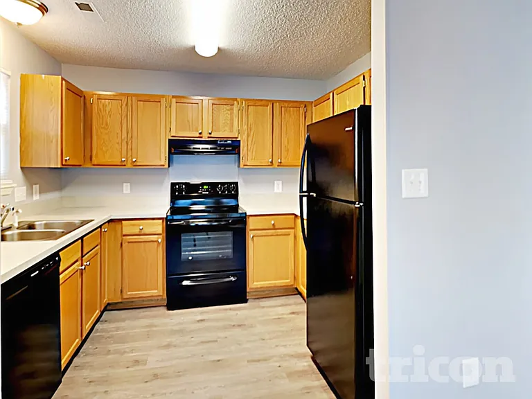 10334 Creswell Ct — Photo 6