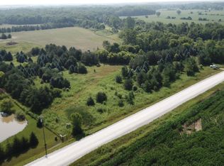 Connell Rd, Yale, MI 48097