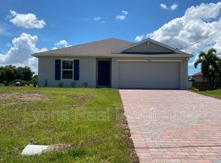 1802 NE 34th Ln, Cape Coral, FL 33909
