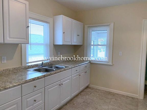 5th image of 4289 Wirt St
